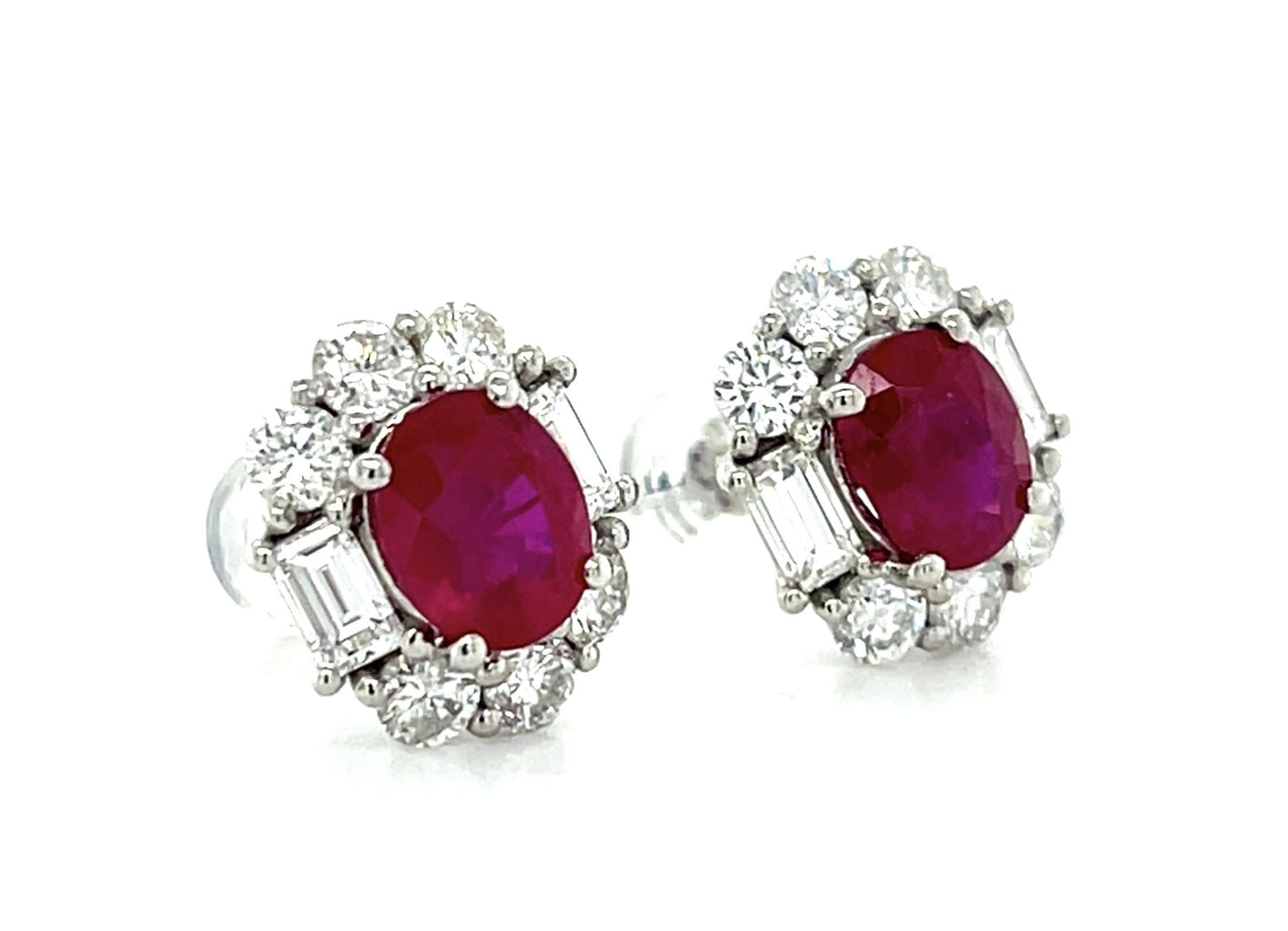 2.71ct Ruby Platinum Stud Earrings 1.71ct Diamond 4.90g 4.70g