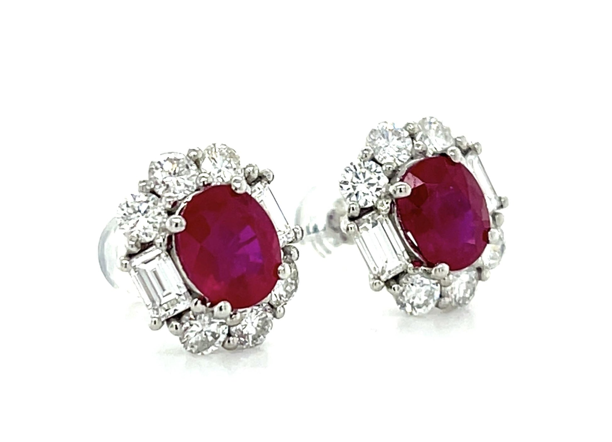 2.71ct Ruby Platinum Stud Earrings 1.71ct Diamond 4.90g 4.70g