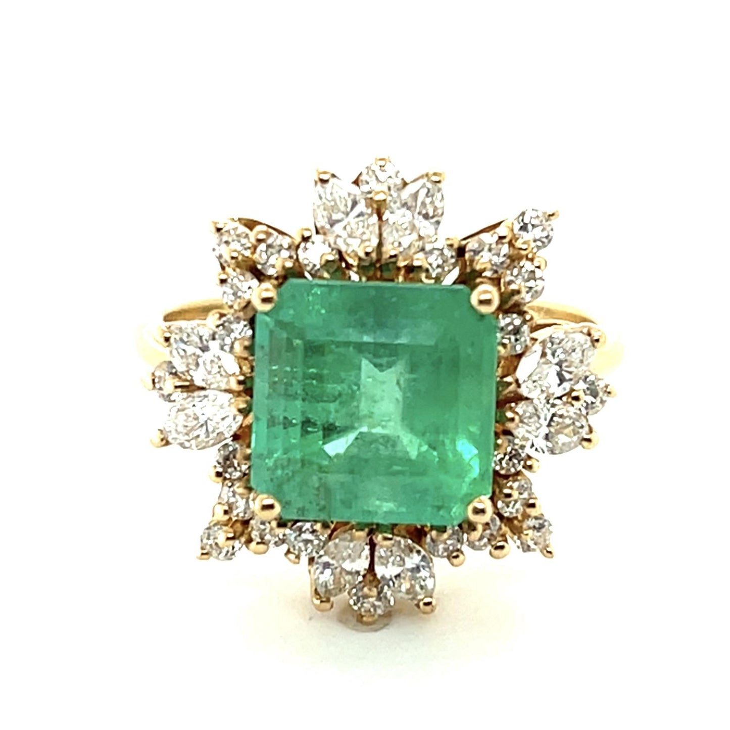 2.92ct Emerald .80ct Diamond 18KY Ring 4.80g 7.5 Size