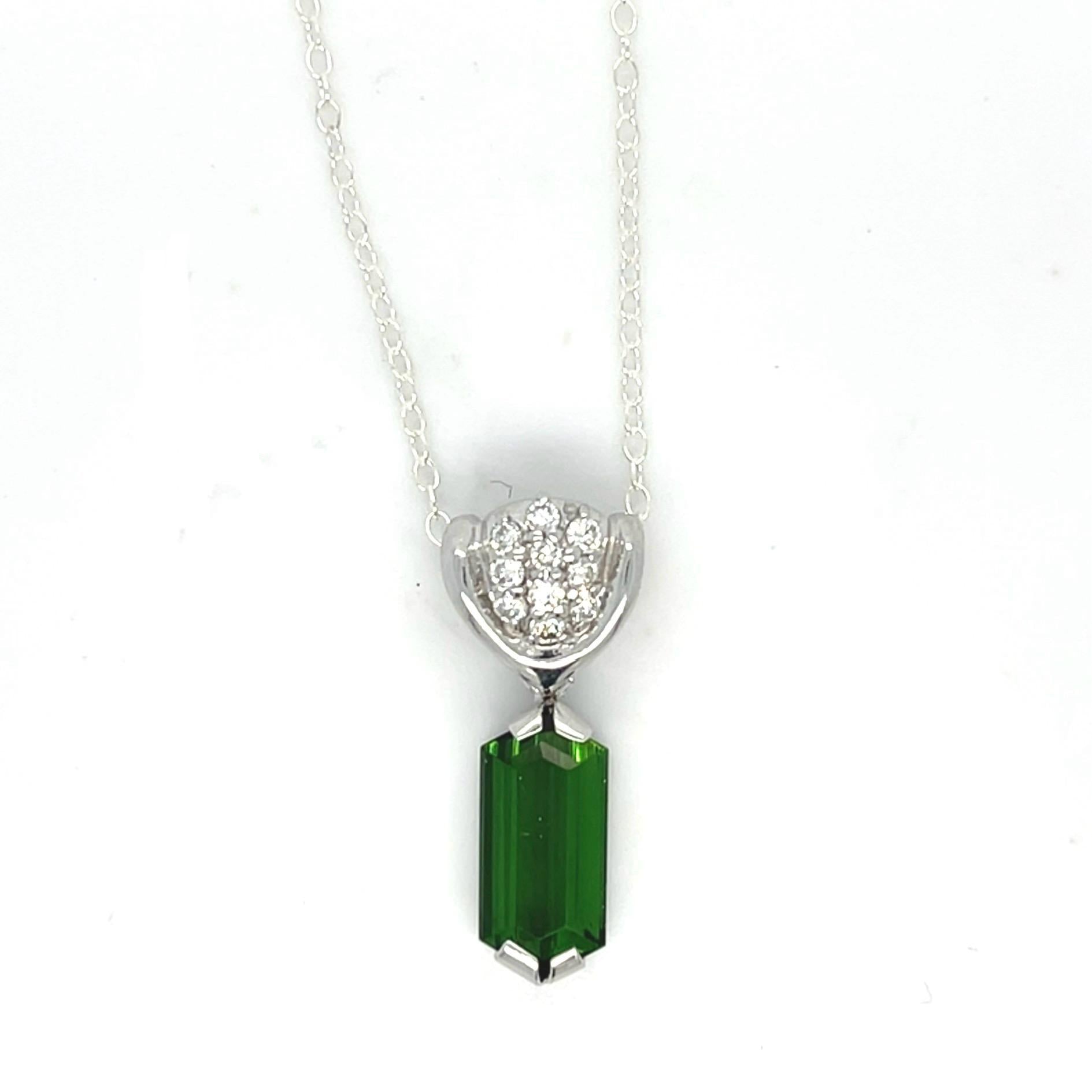 2.71ct Tourmaline .22cts Diamonds Necklace
