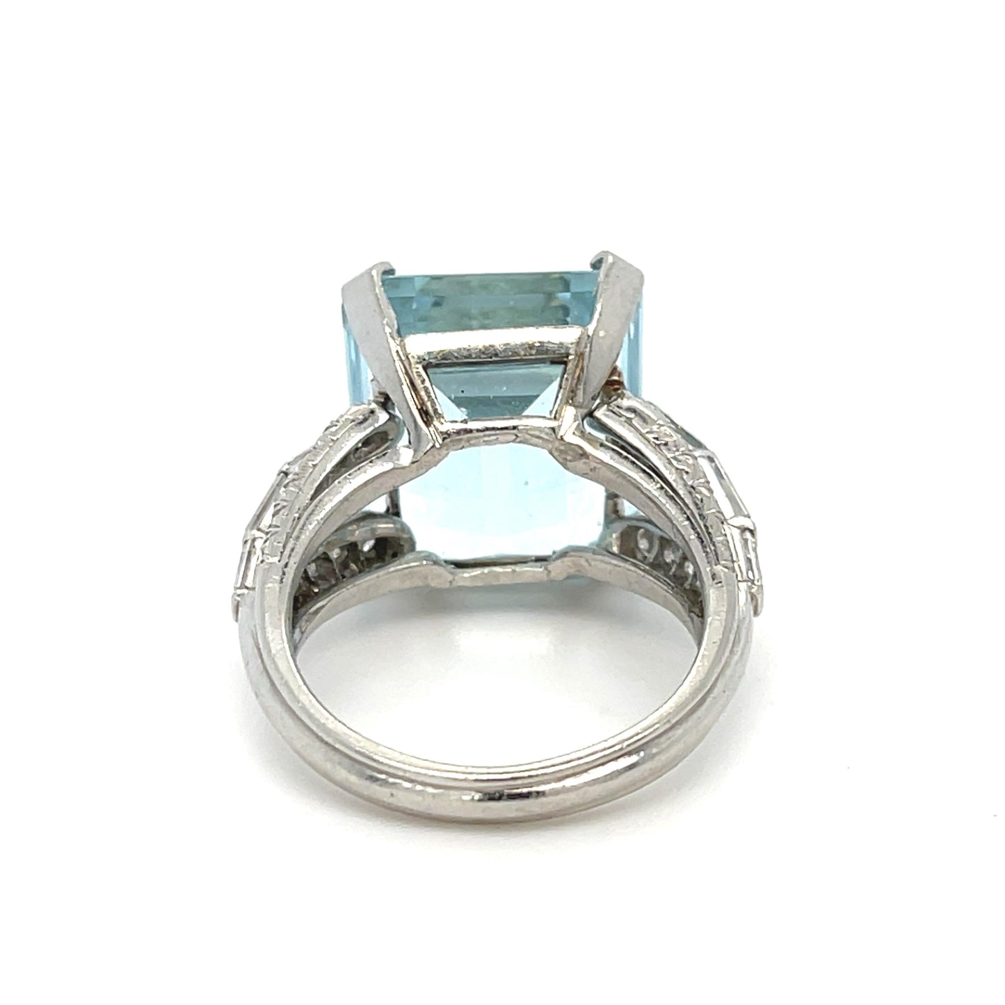 Original 15ct Aquamarine 1.30ct Diamond PT Ring (Circa 1970s)