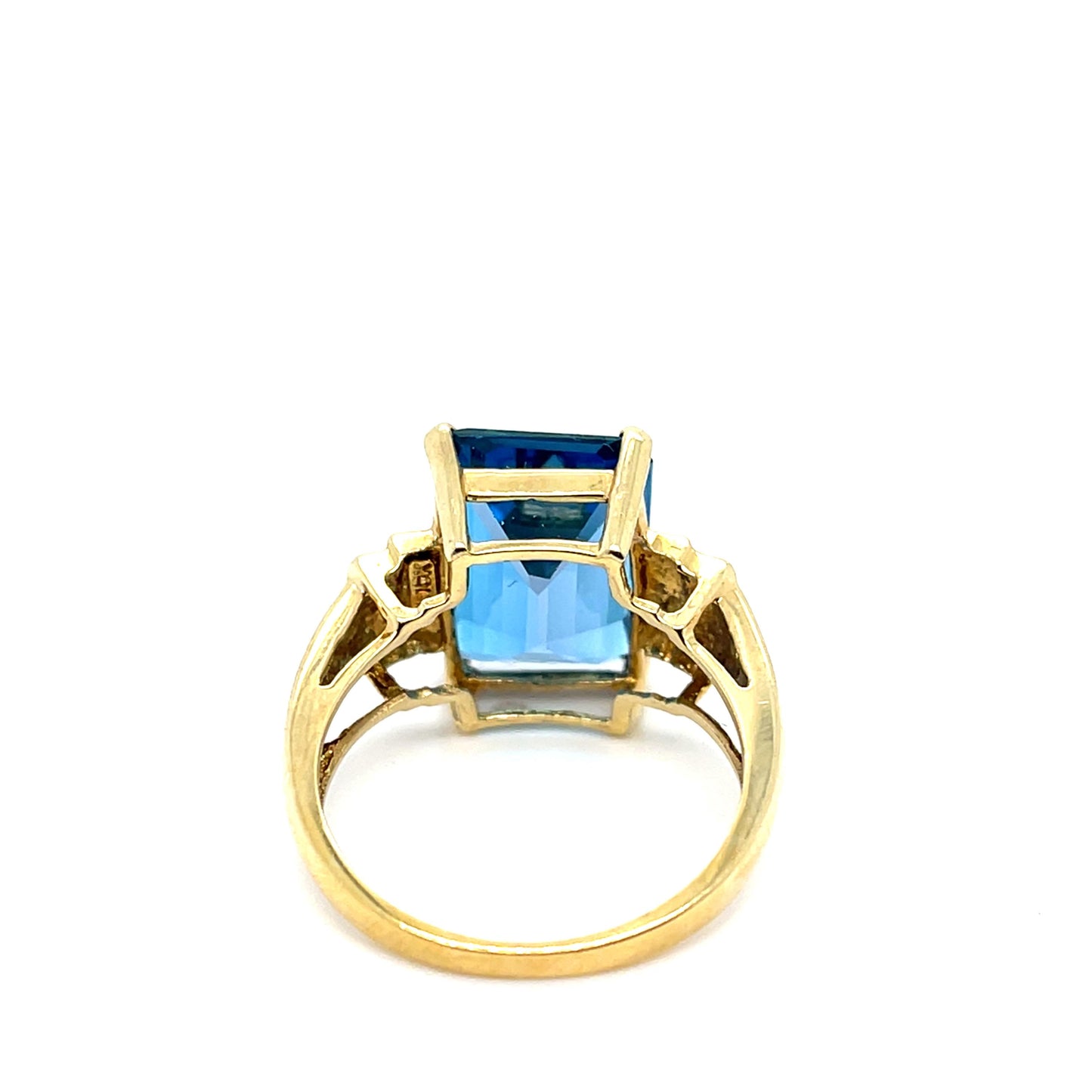 10ct Blue Topaz 14KY Ring