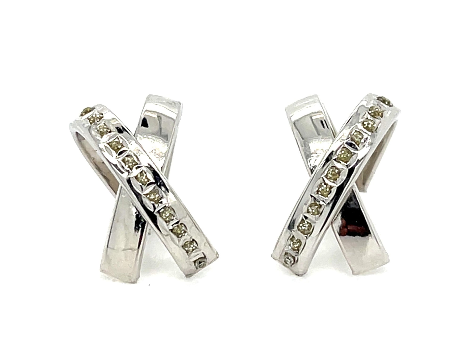 .22ct (22 Diamonds) 14KW Gold Earrings 1.80g .75"