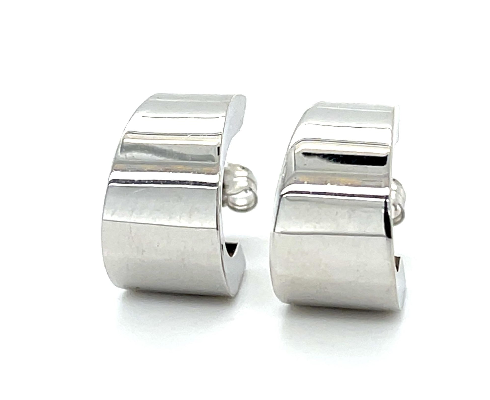 14KW Gold Earrings 1.90g 11/16"