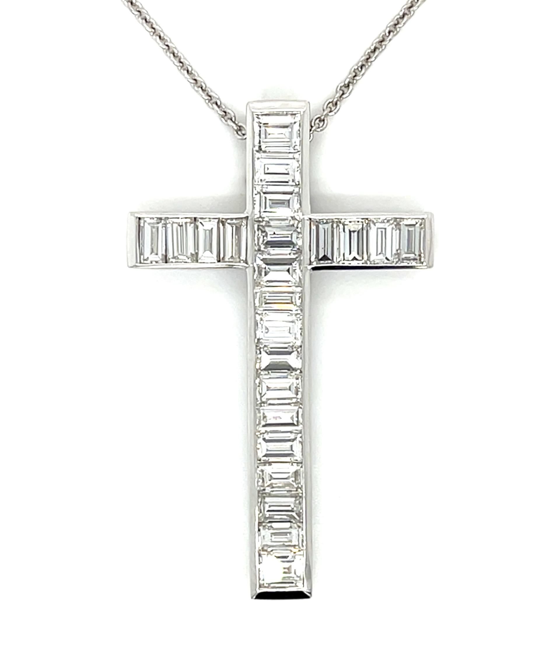 6ct (F VS 23 Emerald-cut Diamonds) Platinum Cross Pendant 13g 1.75"