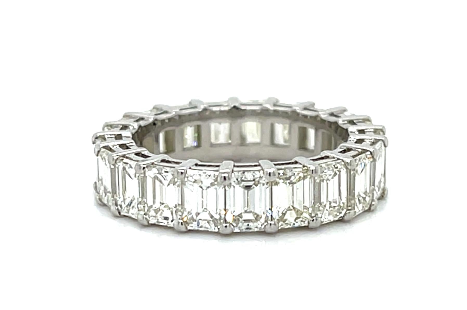 6.36ct Emerald-cut Diamond (G-H VS) Platinum Eternity Band Ring 6.60g