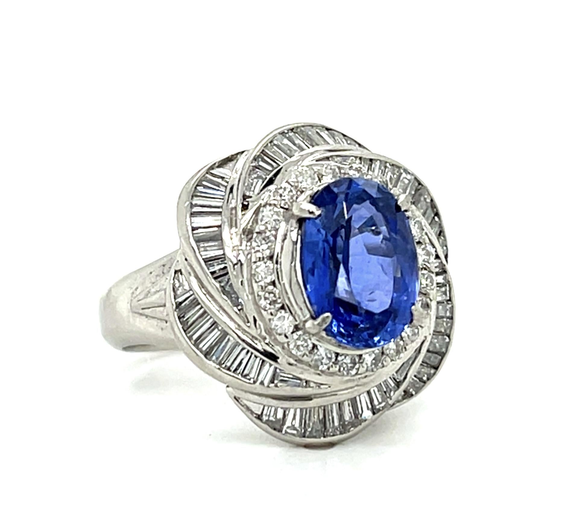 3.48ct Oval Sapphire 1.21ct Diamond Platinum Ring (Vintage 1970s) 15g 6 Size