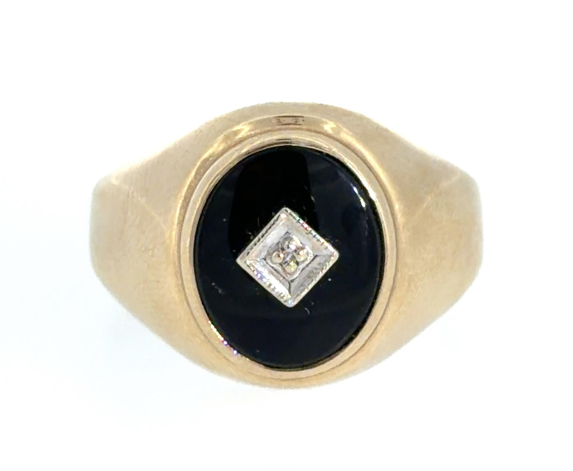 Art Deco .02ct Diamond & Onyx 10K Yellow Gold 3.85gr Ring Circa 1930s Size 9.50