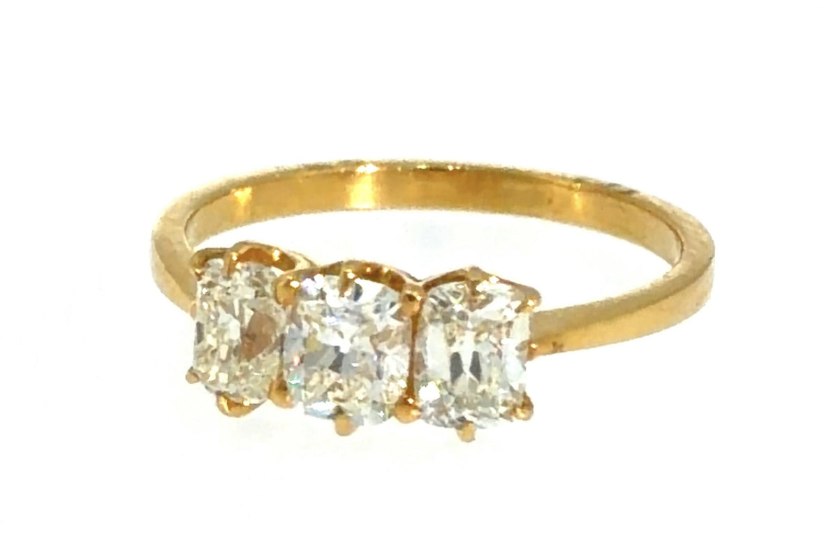 1.32ct (Three Old Mine Diamonds) 18KY Gold Ring 2.25g 6.50 Size