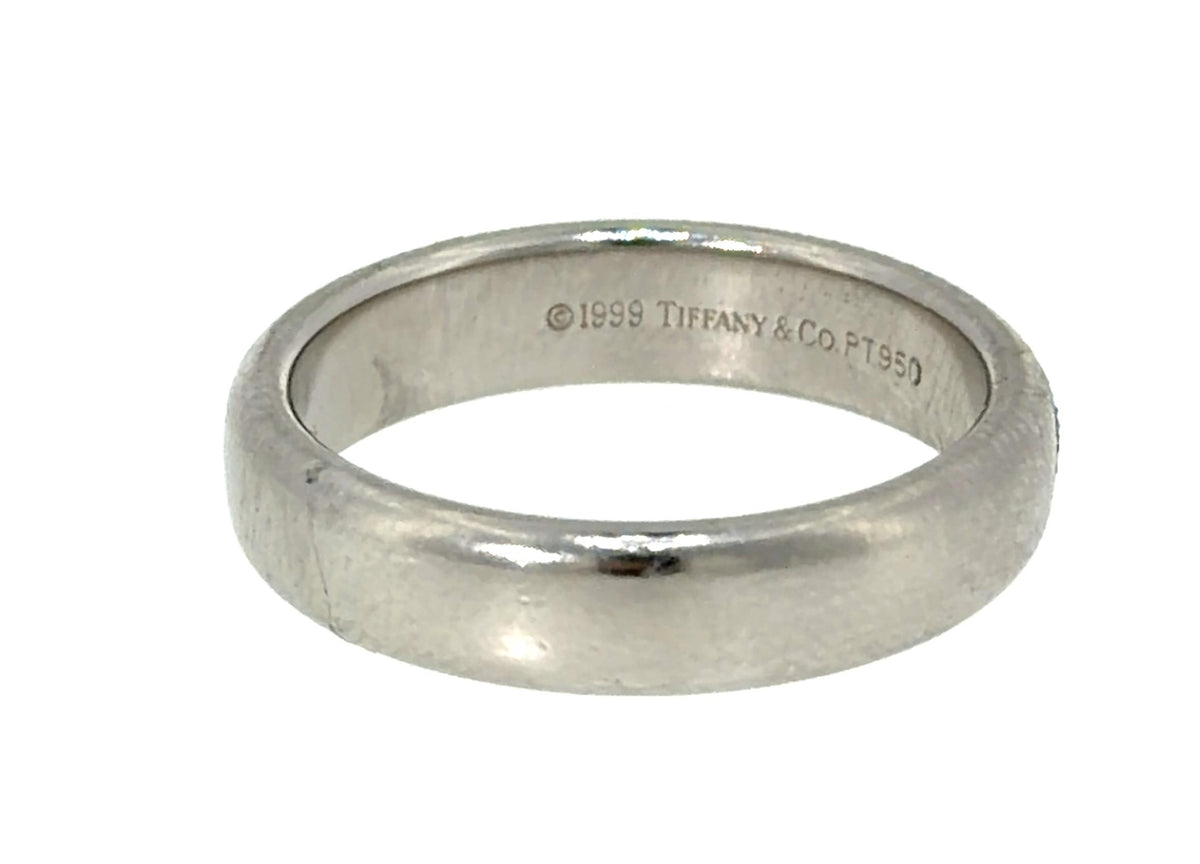 Tiffany & Co. Platinum Band Weighing 9.1 grams  Ring Size 7