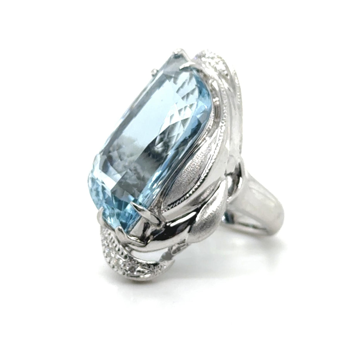 16.50ct Aquamarine PT Ring .14ct Dia 25.30g 6 Size