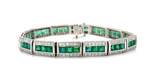 10.50ct Emerald (42 stones) 14KW Vintage Bracelet (c 1970s) 1.20ct diamonds