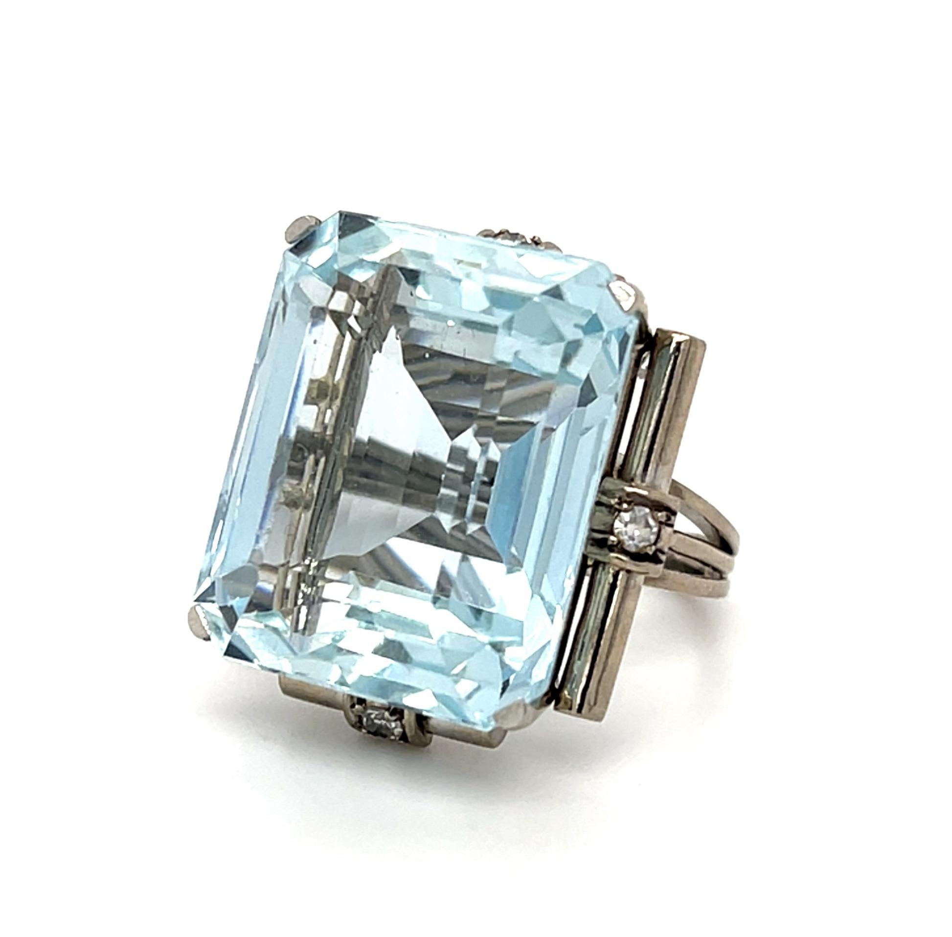 Original Retro 37ct Aquamarine approx .20ct Diamond PT+18KW Ring (Vintage 1940s)