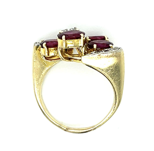 1.20ct Ruby .12ct Diamond 14K Two Tone Ring (Vintage 1950s) 4.15g 4.75 Size