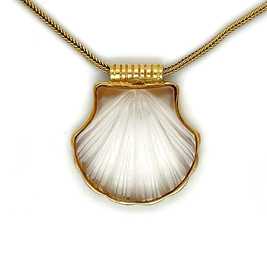 Rock Crystal 18KY Vintage Shell Pendant (c 1960s) 14.23g 16"