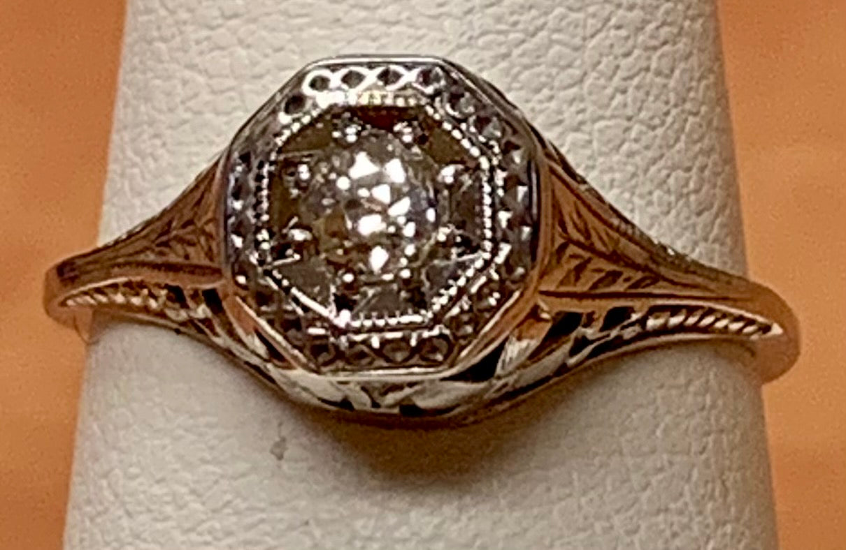 Art Deco Diamond .19ct Ring