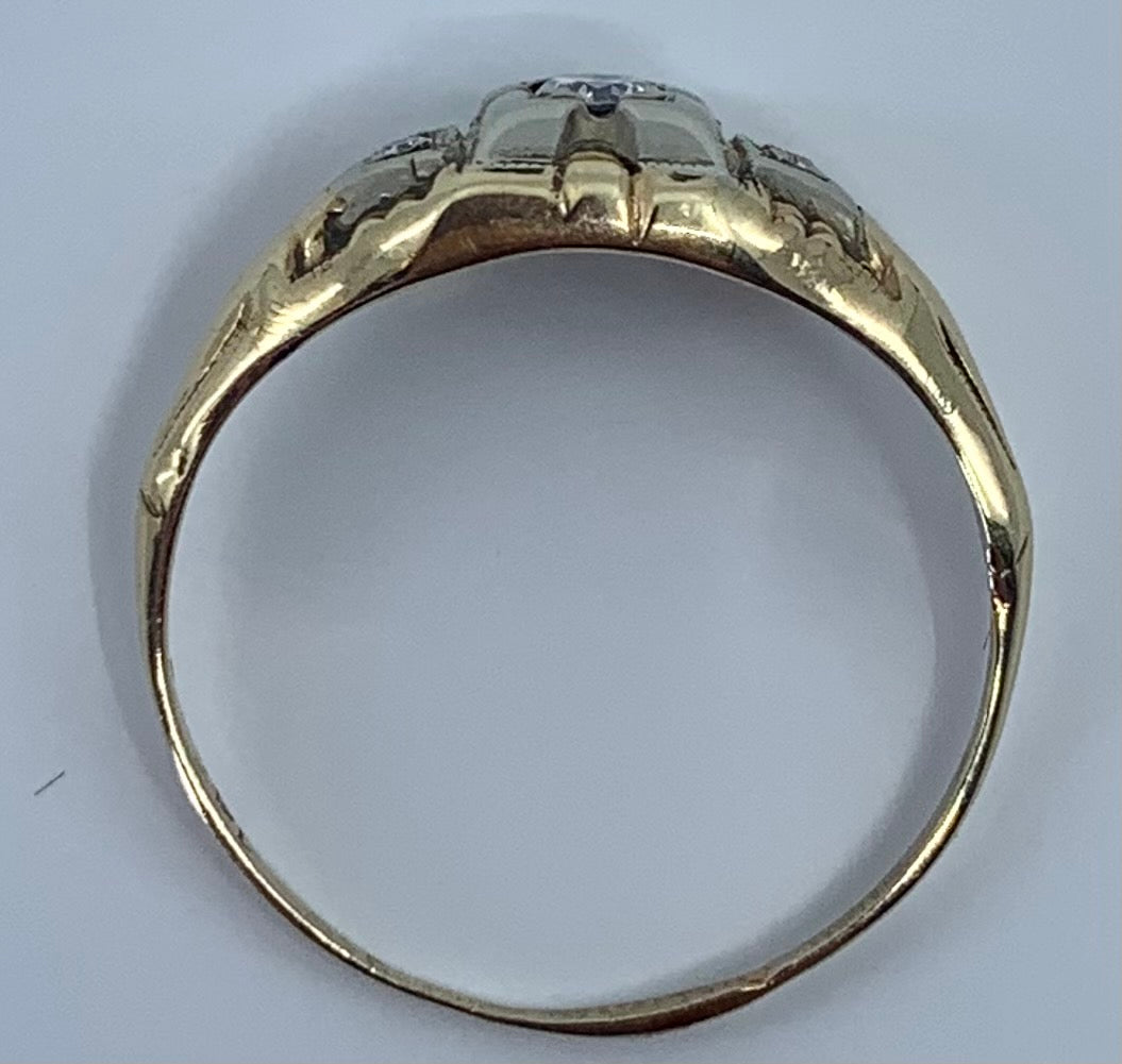 Art Deco Diamond .10ct Ring