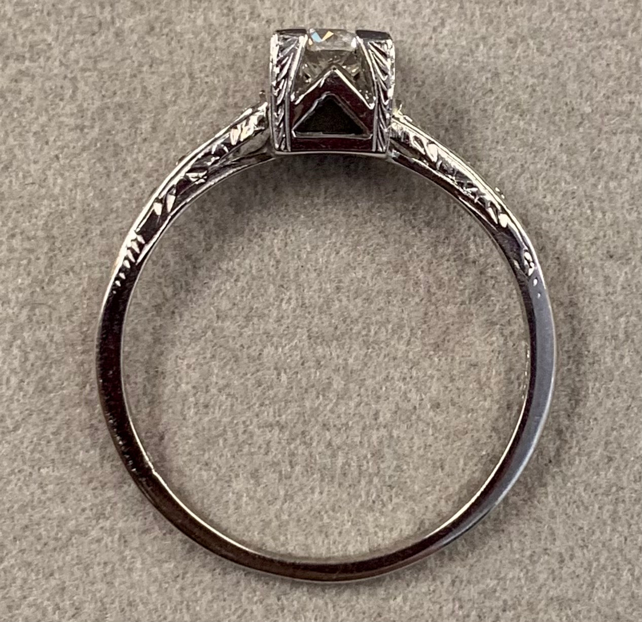 Art Deco Diamond .31ct Ring