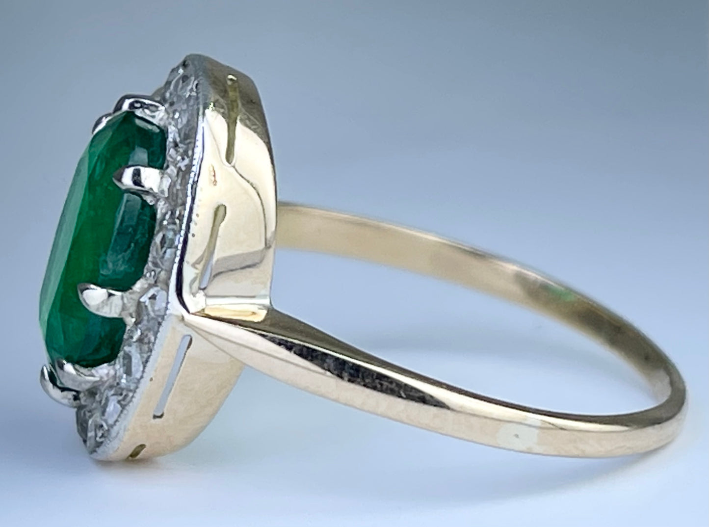 Victorian S18K Emerald 3.17ct Antique Ring