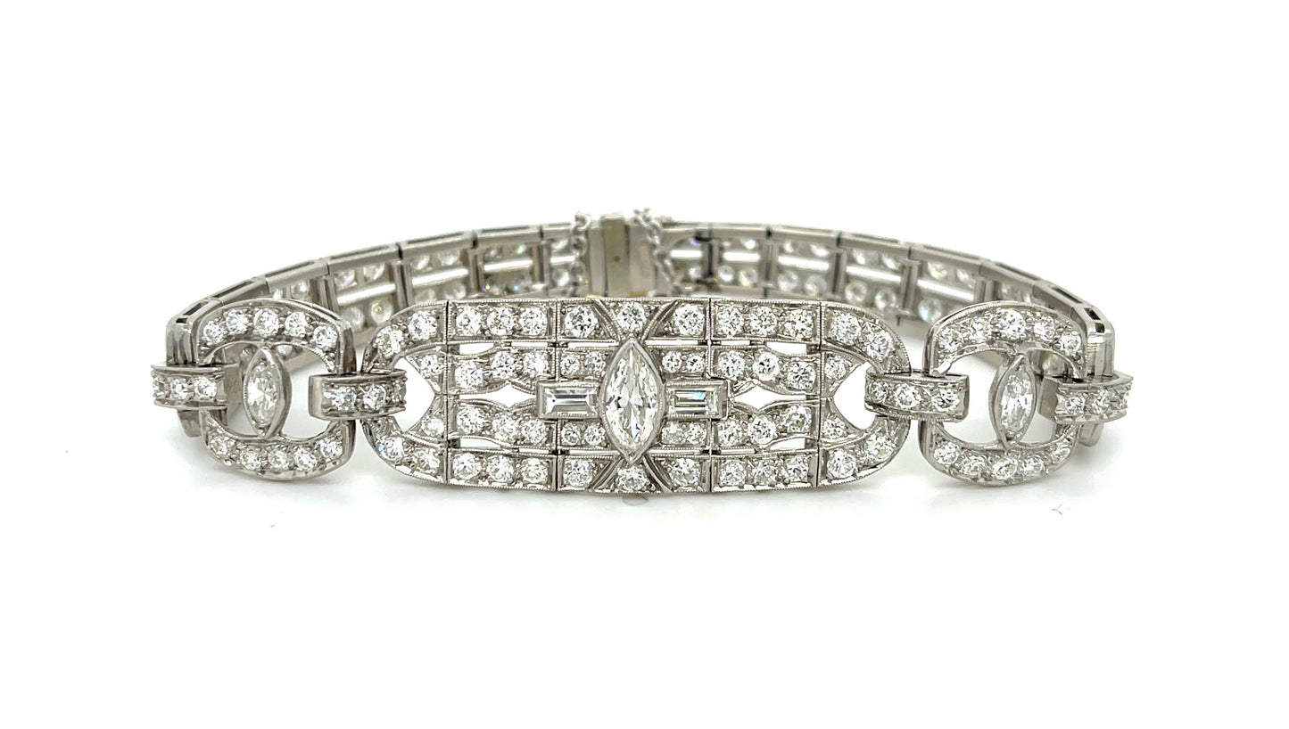 .90ct Marquise Diamonds (Three Stones) 8.50ct SD Platinum Art Deco Antique Bracelet (Circa 1920s) 7in 27.30gr Width 9/16"